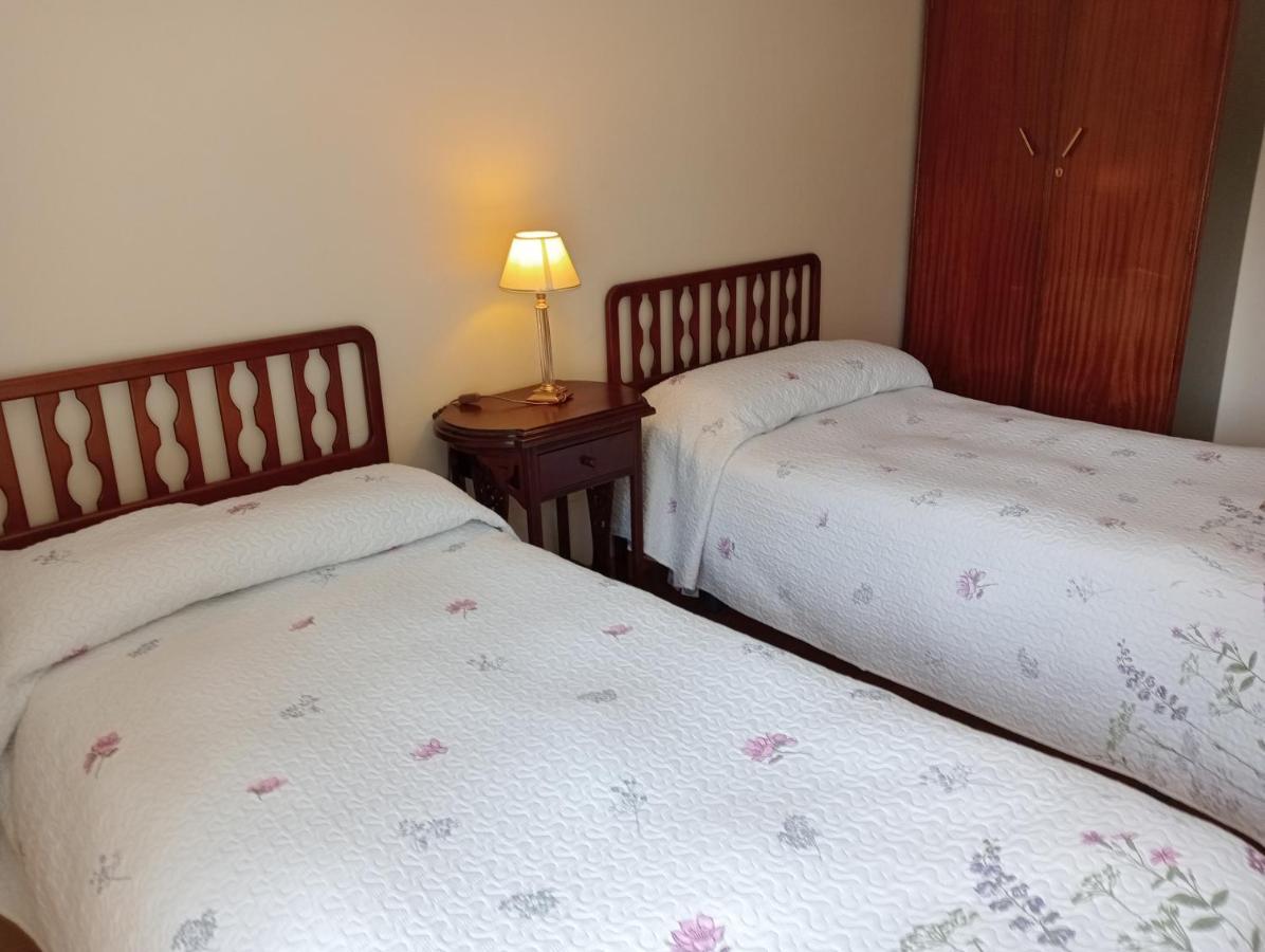 Jardines De La Muralla Free Parking Саламанка Екстериор снимка